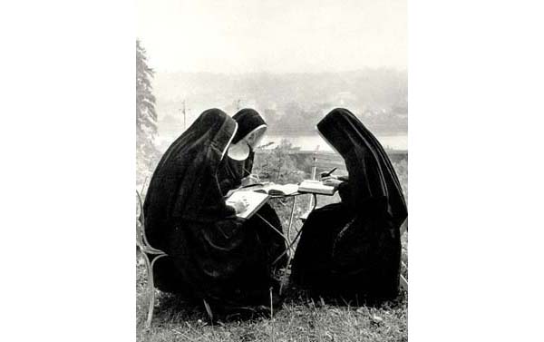 Traditional nuns studying